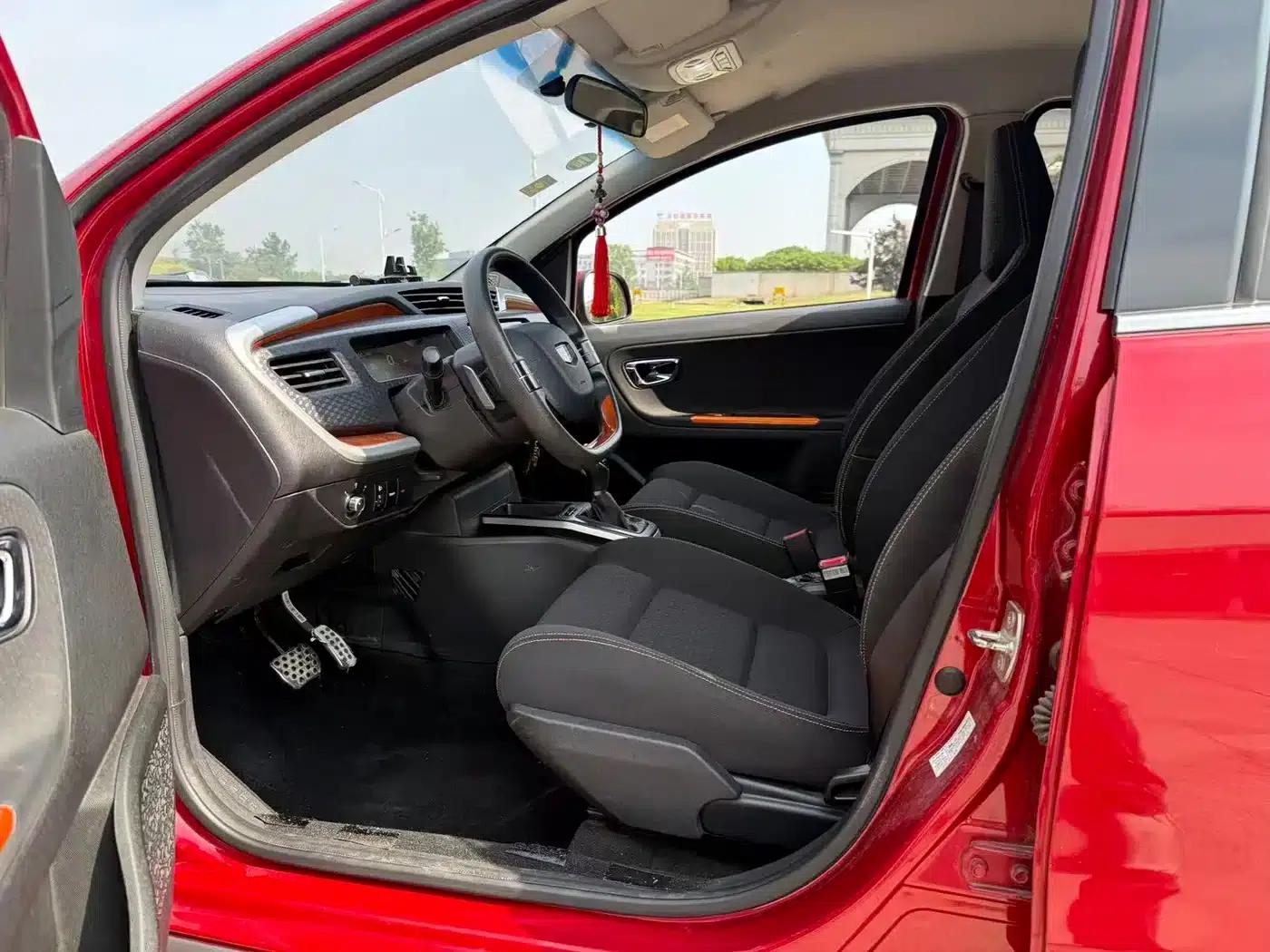 Geely Vision X1 2017 1.3L Automatic Fun Edition — миниатюра 4
