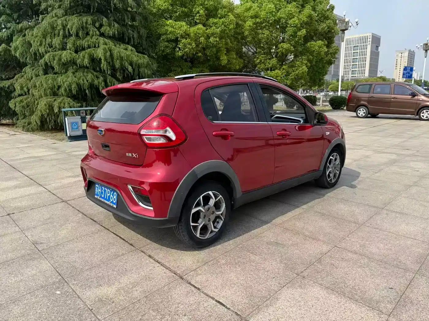 Geely Vision X1 2017 1.3L Automatic Fun Edition — миниатюра 7