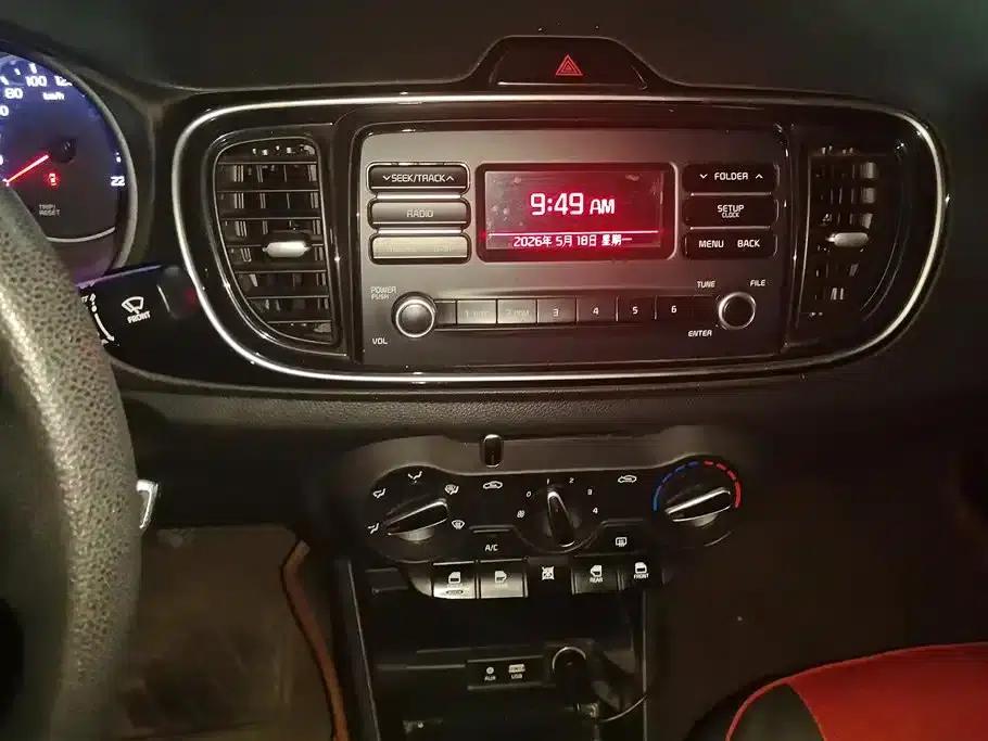 Kia K2 2017 1.4L Manual Smart Fashion Edition — миниатюра 13