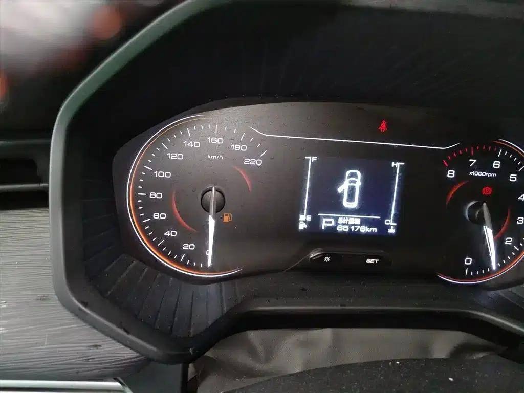 Wuling Jiachen 2022 1.5T CVT Smart Luxury Edition — миниатюра 12