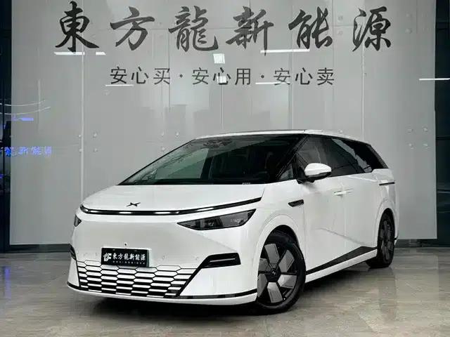 XPeng X9 2024 Model: 702kWh Ultra-Long Range (Max)