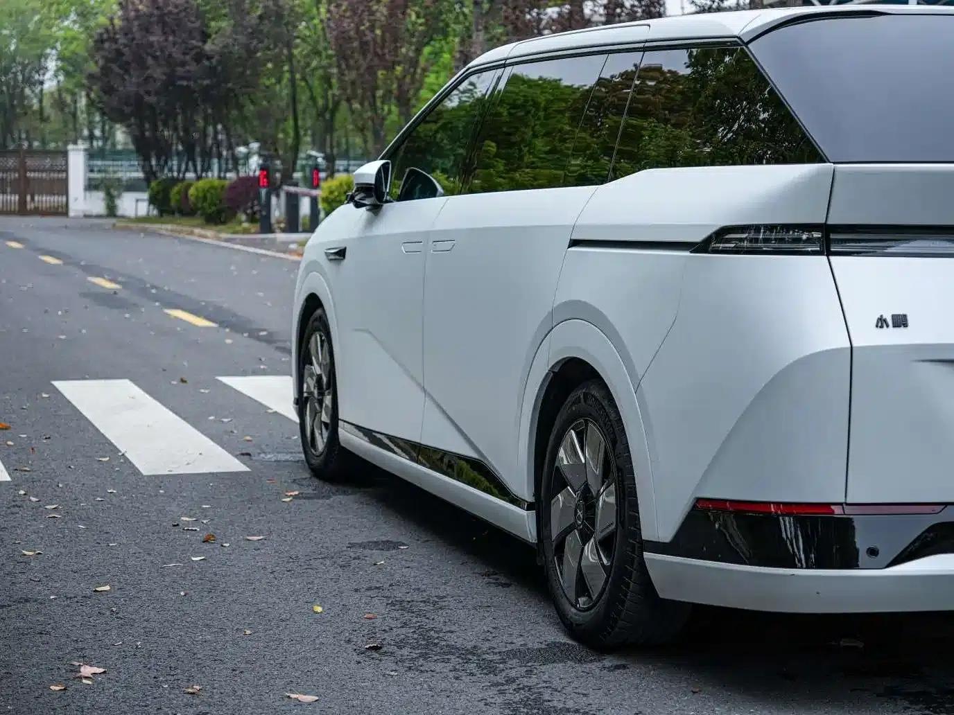 XPeng X9 2024 Model: 702kWh Ultra-Long Range (Max) — миниатюра 6