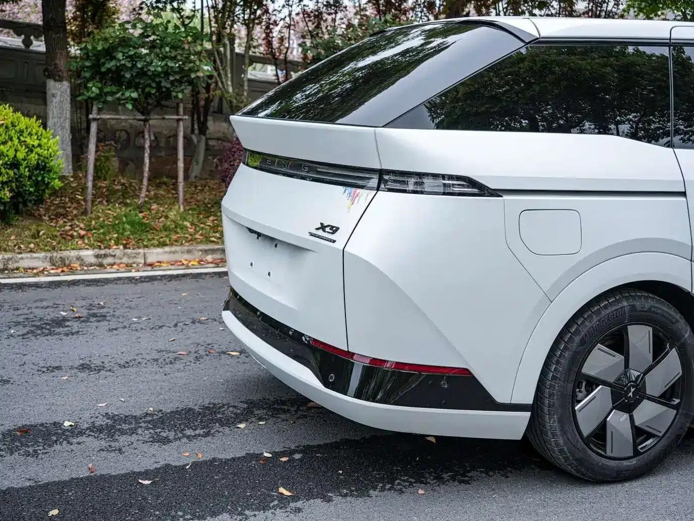 XPeng X9 2024 Model: 702kWh Ultra-Long Range (Max) — миниатюра 9