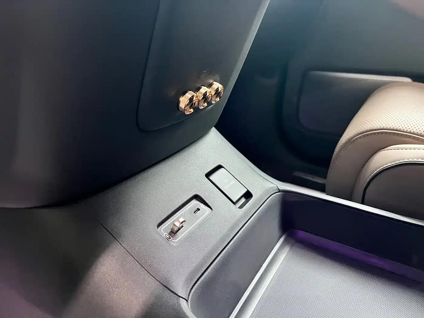 XPeng X9 2026 Range Extended 1602 Ultra — миниатюра 28