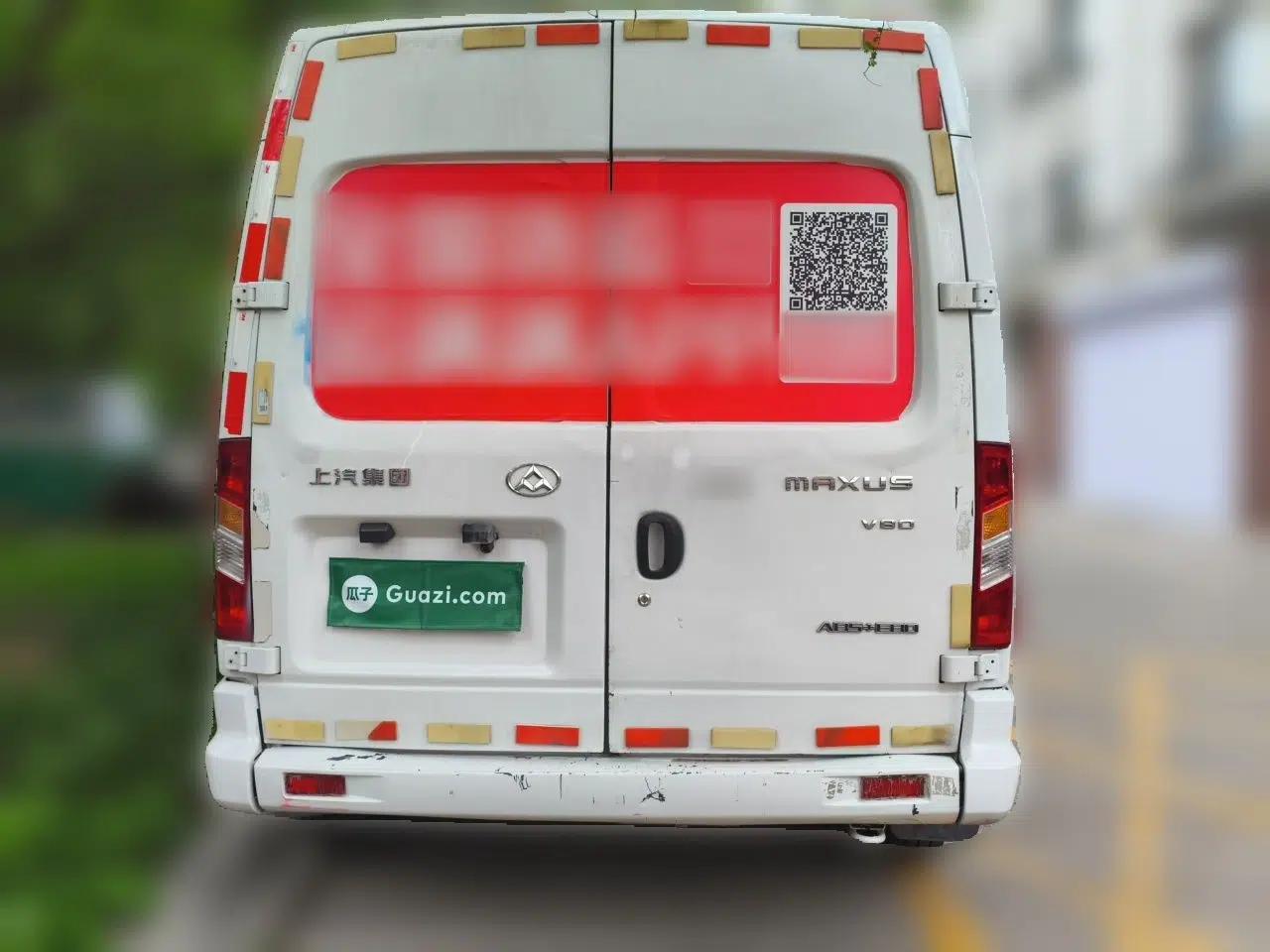 SAIC MAXUS Xintu V80 2018 2.5T 6-speed manual van long-wheelbase mid-roof 2-3 seats — миниатюра 5