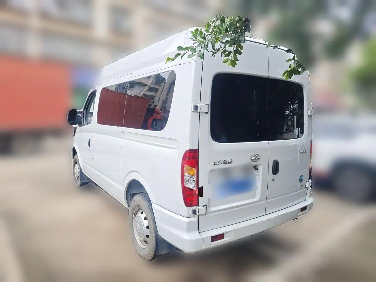 SAIC MAXUS Xintu V80 2021 2.0T AMT Classic Aoyuntong Short Wheelbase Mid-Roof 5/6-Seater — миниатюра 4