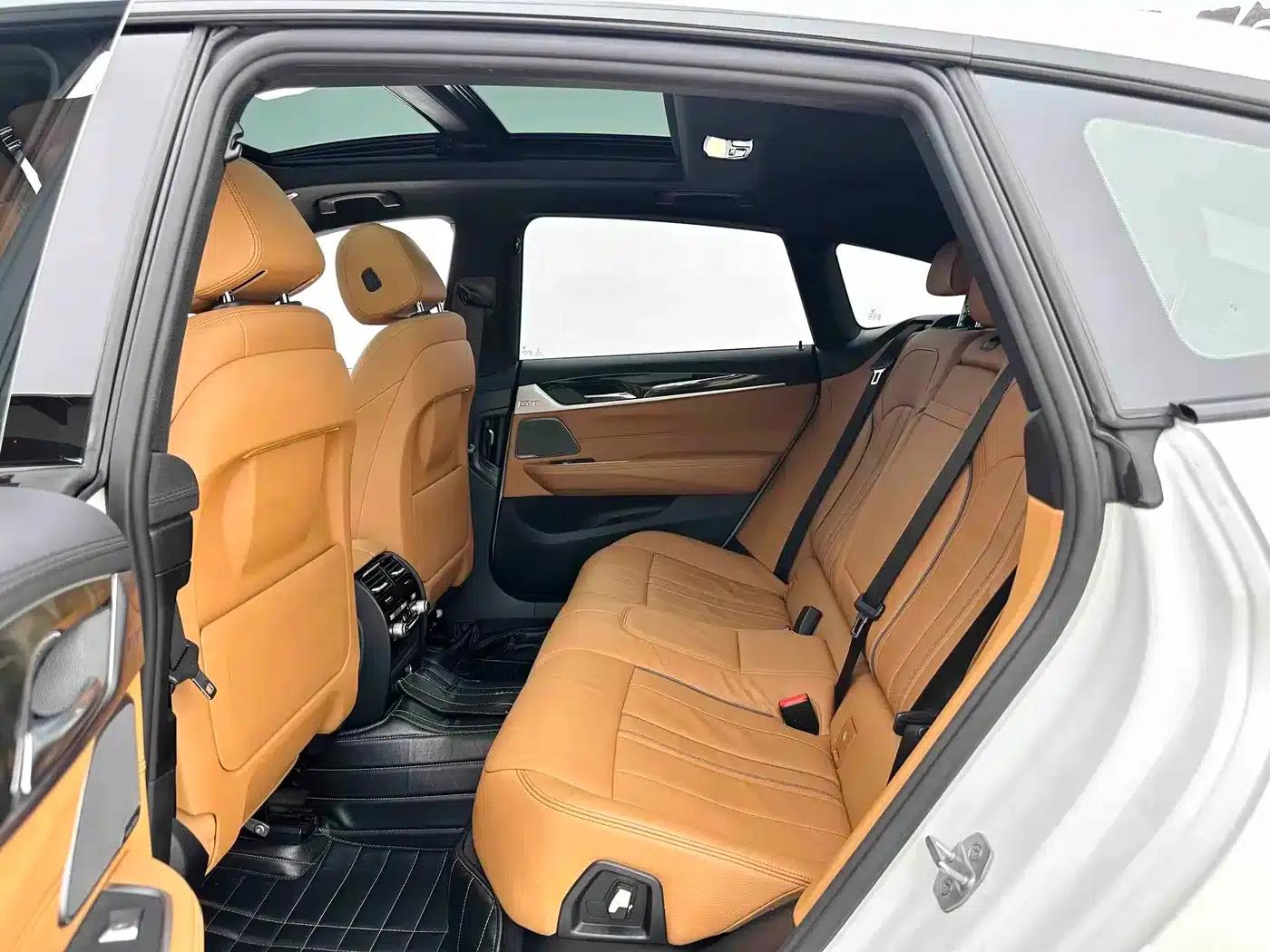 2019 BMW 6 Series GT 630i M Sport Package — миниатюра 6