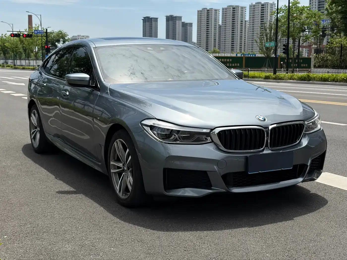 2019 BMW 6 Series GT 630i M Sport Package — миниатюра 3