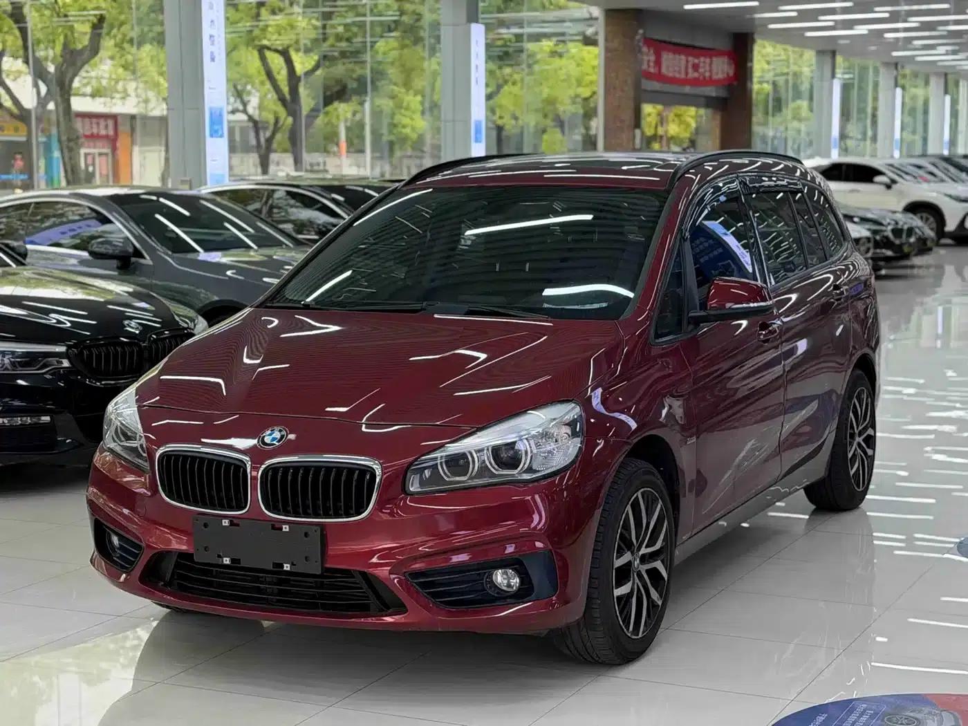 2015 BMW 2 Series Gran Tourer 218i Leading Edition — миниатюра 1