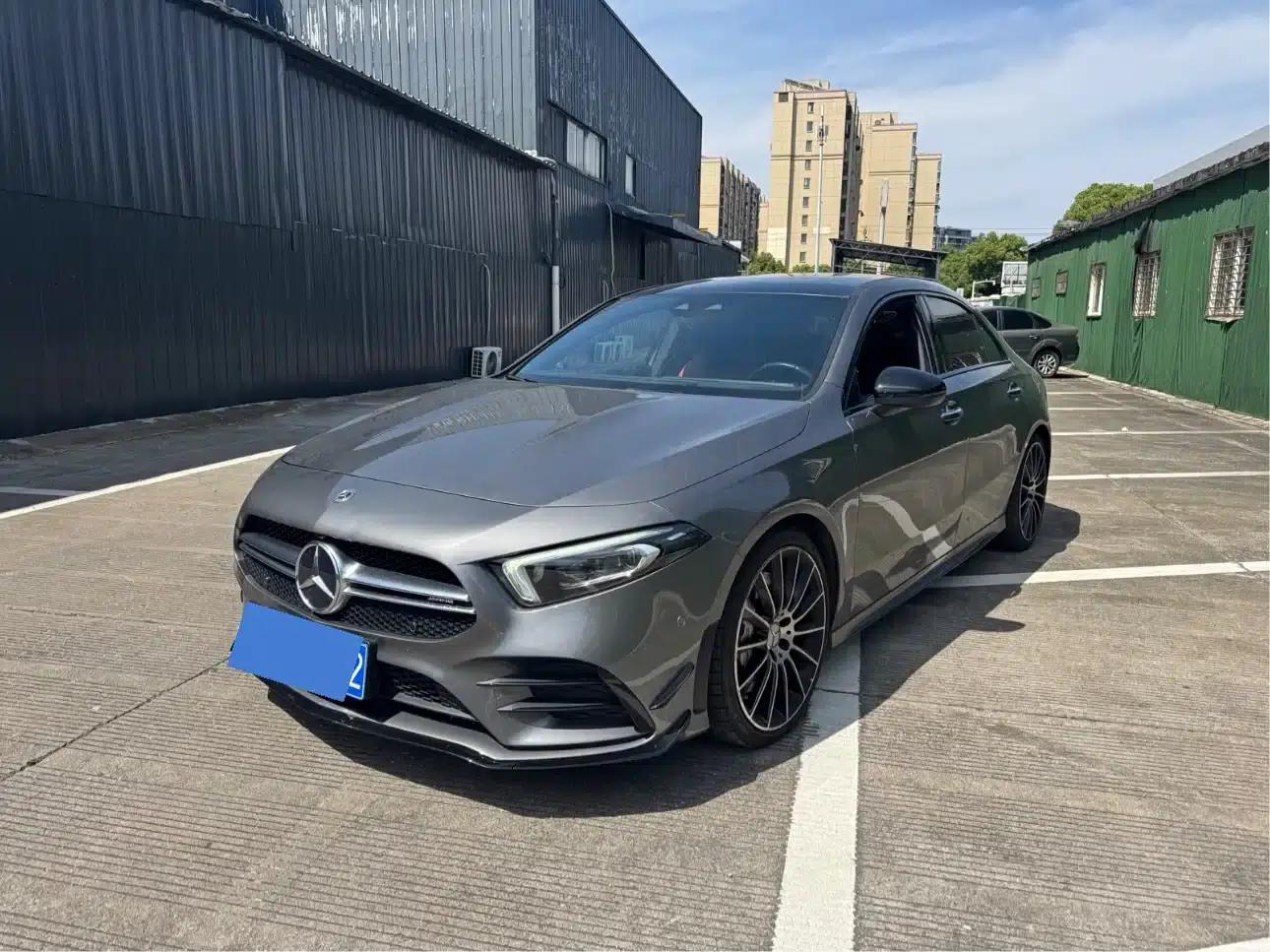 2022 Mercedes-Benz A-Class AMG A 35 L 4MATIC — миниатюра 1