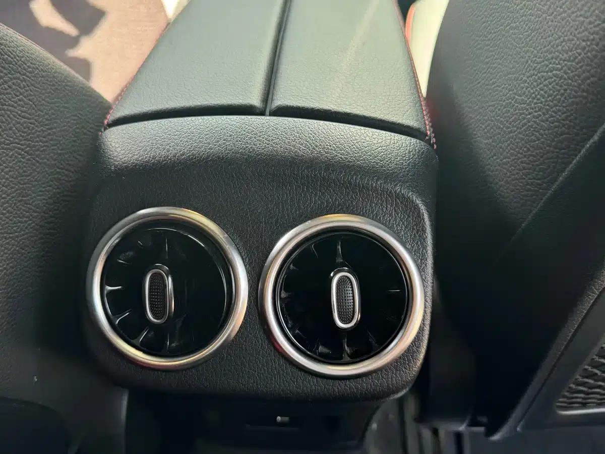 2022 Mercedes-Benz A-Class AMG A 35 L 4MATIC — миниатюра 8