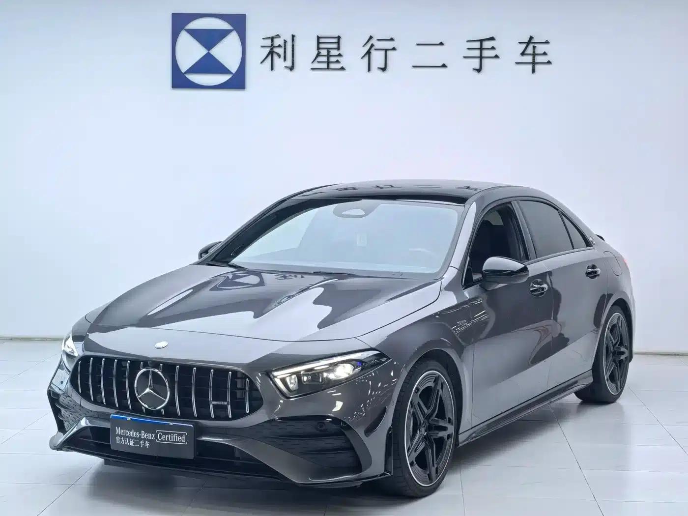 2024 Mercedes-Benz A-Class AMG A 35 L 4MATIC — миниатюра 1