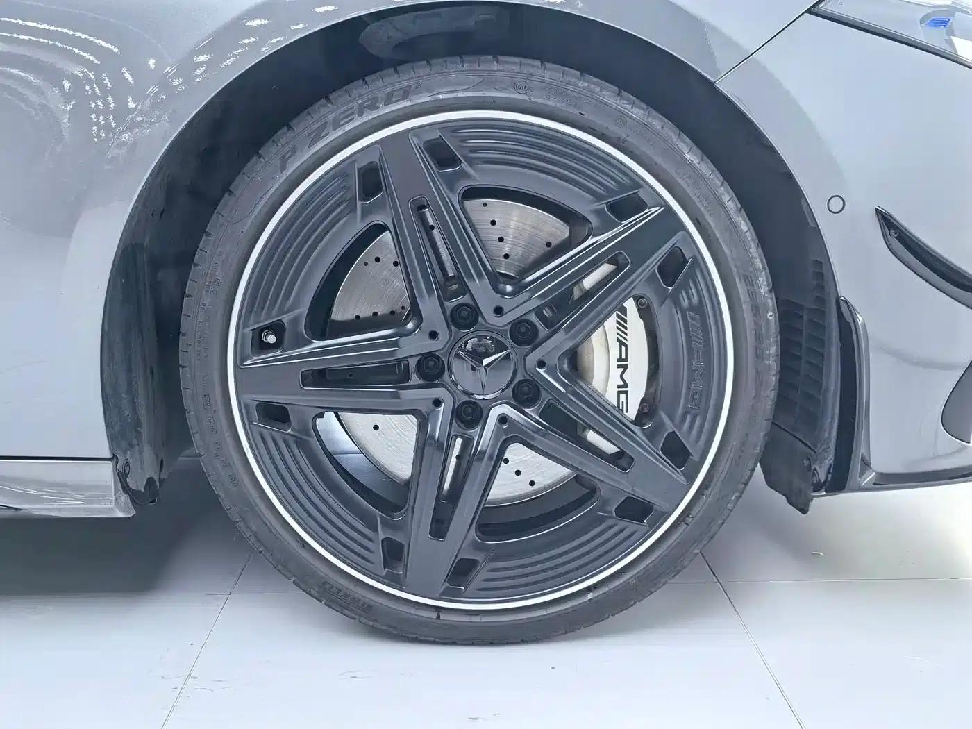 2024 Mercedes-Benz A-Class AMG A 35 L 4MATIC — миниатюра 10