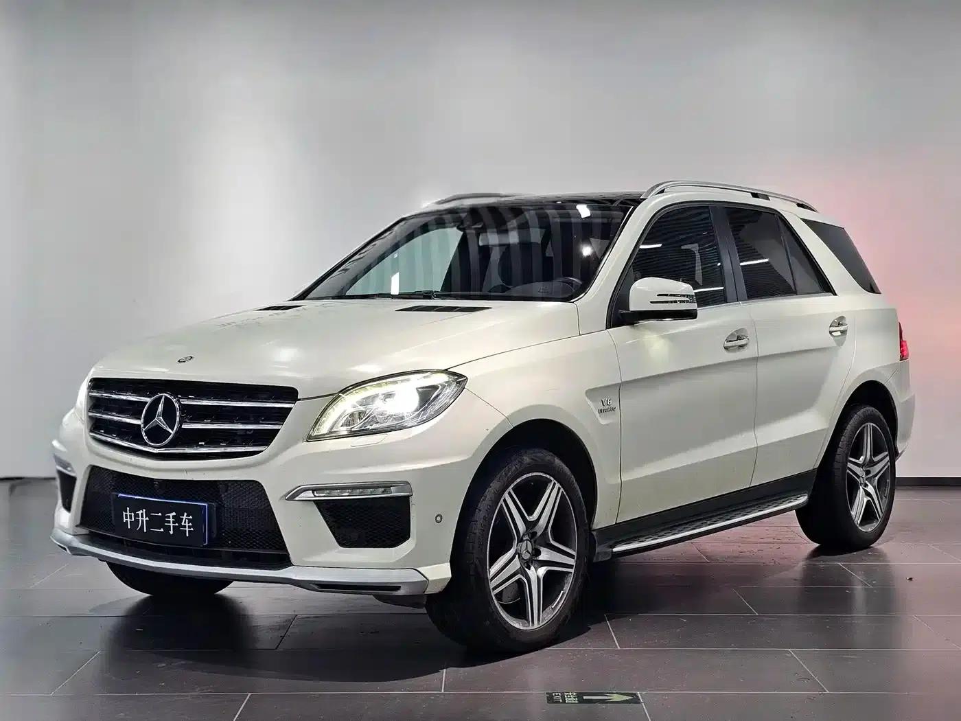 2012 Mercedes-Benz M-Class AMG ML 63 — миниатюра 1