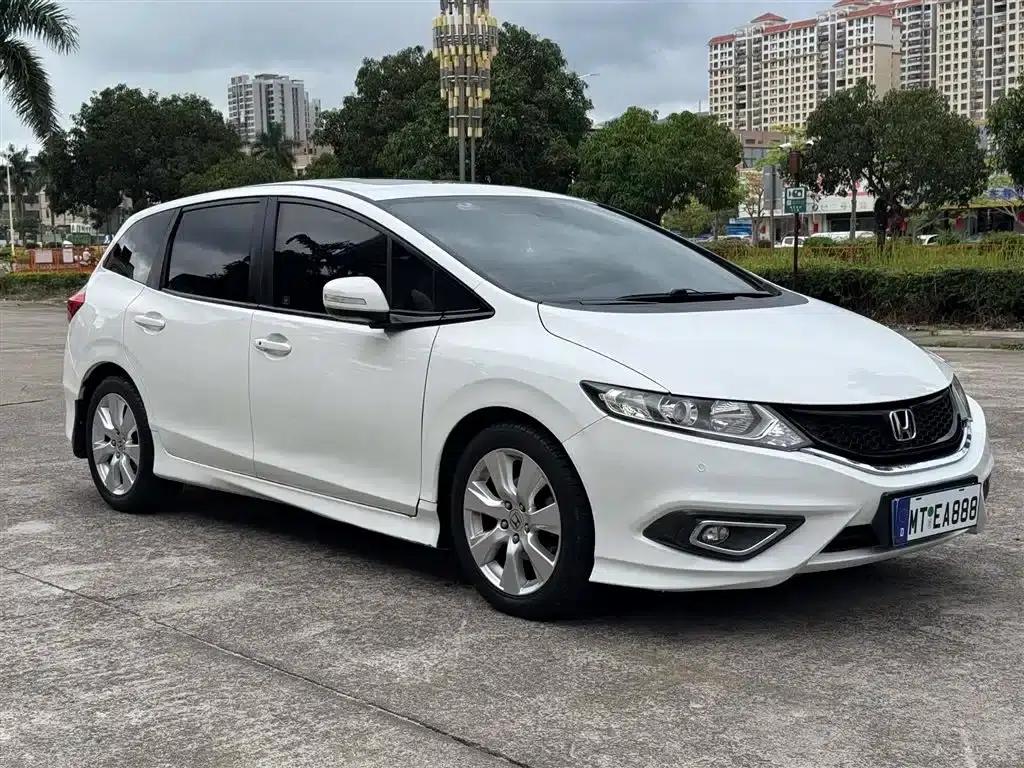Jade 2014 1.8L Automatic Comfort Elite Edition 5-seater — миниатюра 3
