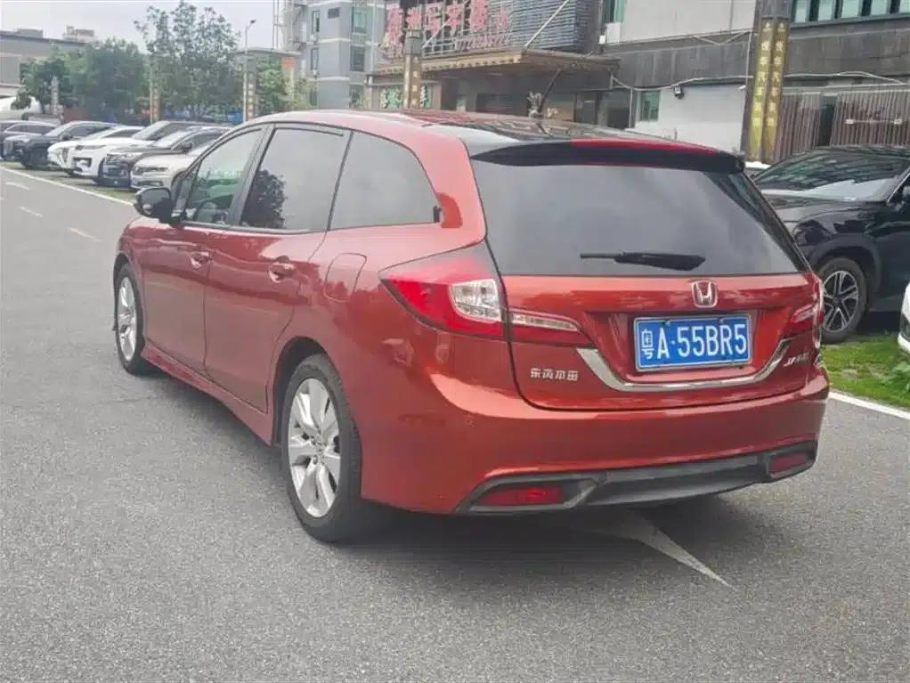 Jade 2013 1.8L Automatic Comfort Edition 5-seater — миниатюра 6