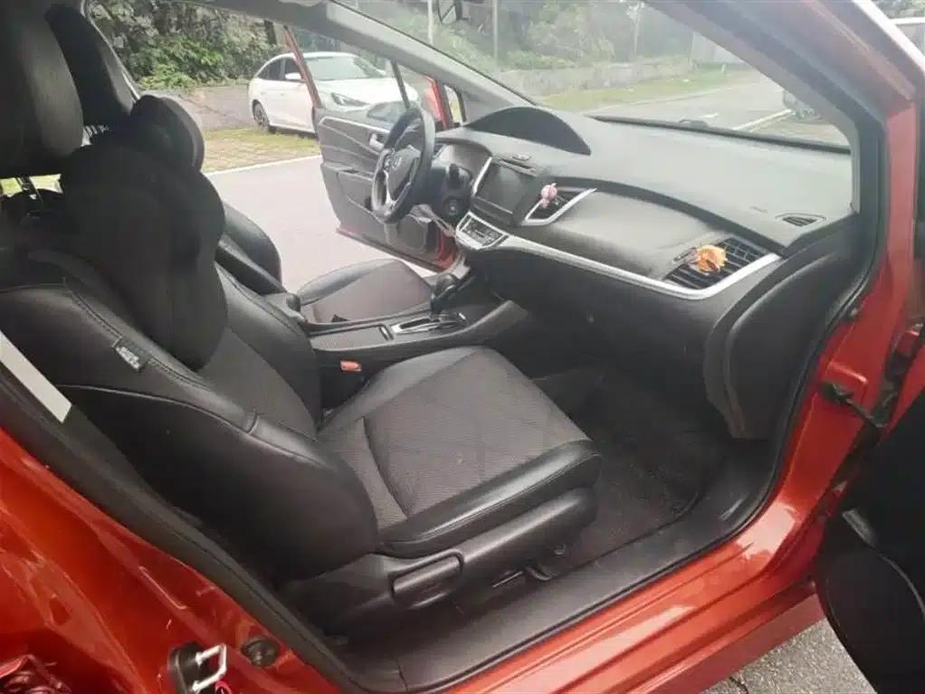 Jade 2013 1.8L Automatic Comfort Edition 5-seater — миниатюра 7