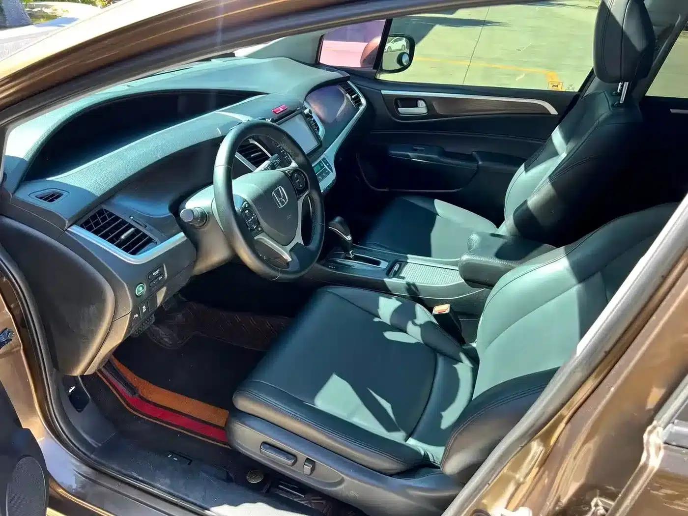 Jade 2014 1.8L Automatic Comfort Elite Edition 5-seater — миниатюра 8