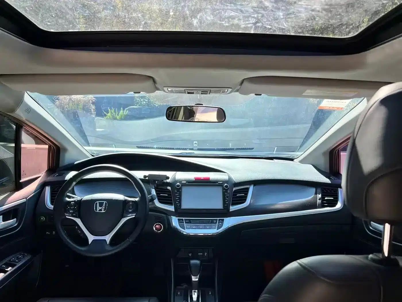 Jade 2014 1.8L Automatic Comfort Elite Edition 5-seater — миниатюра 10