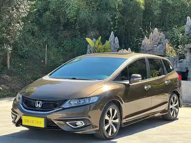 Jade 2014 1.8L Automatic Comfort Elite Edition 5-seater