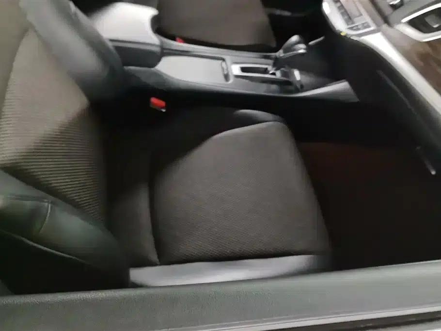 Jade 2017 1.8L Automatic Comfort Edition 5-seater — миниатюра 8