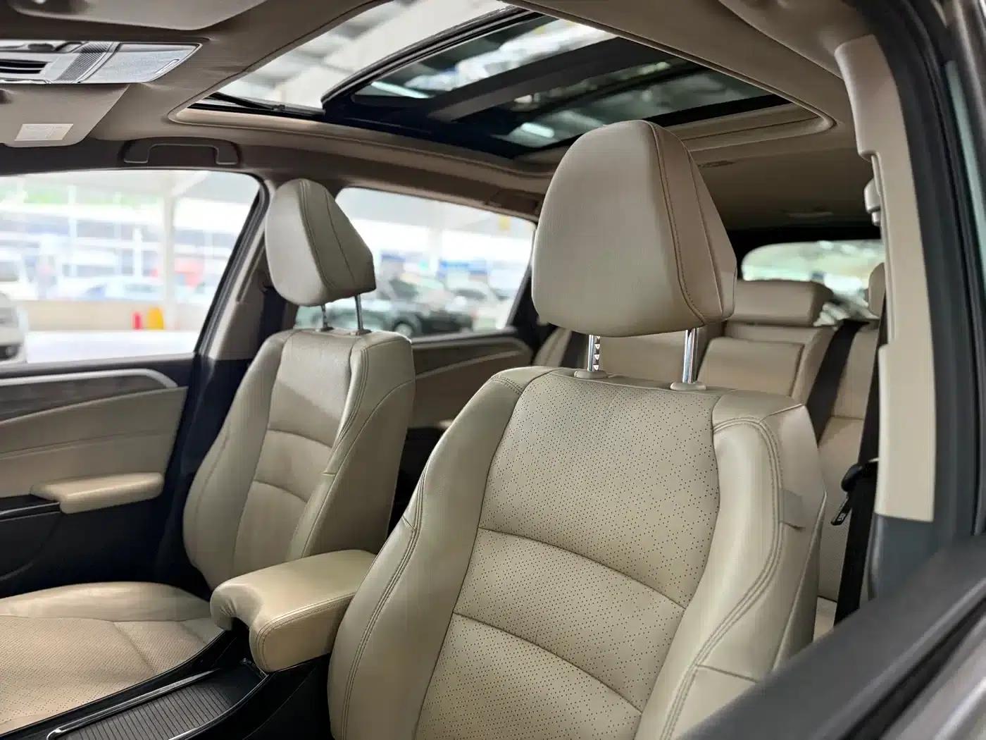 Jade 2017 210TURBO CVT Luxury Edition 5-seater — миниатюра 8