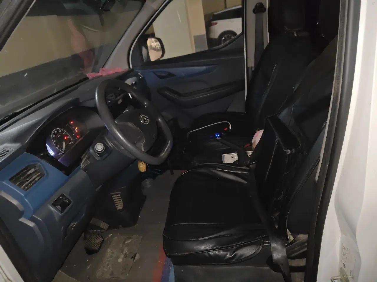 SAIC MAXUS EV30 2019 City Logistics Vehicle - Express Version Short Wheelbase Mengguli 35 kWh — миниатюра 16