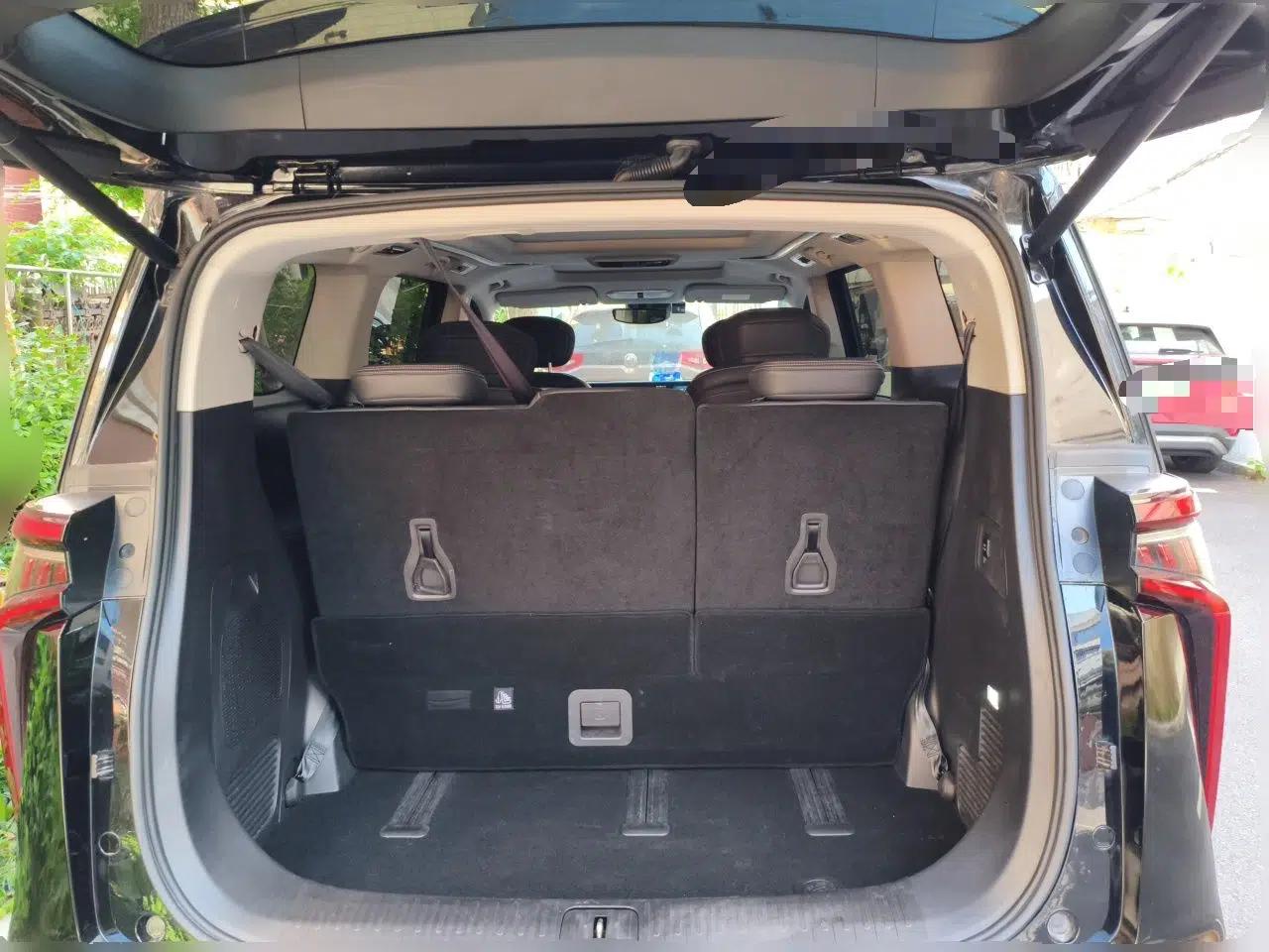 SAIC MAXUS G90 2022 2.0T Xingyun Seven-Seater Version — миниатюра 20