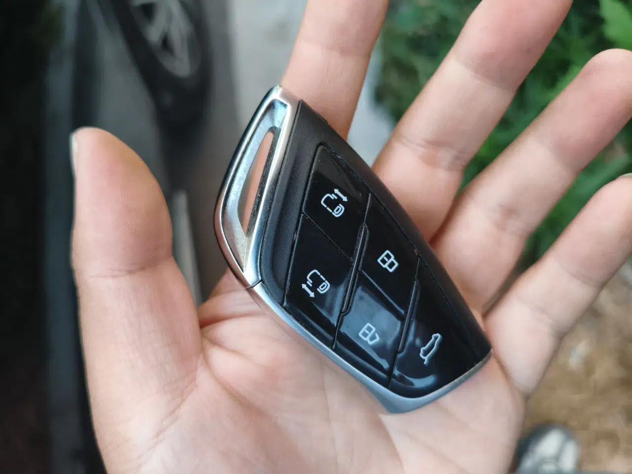 SAIC MAXUS G90 2022 2.0T Xingyun Seven-Seater Version — миниатюра 9