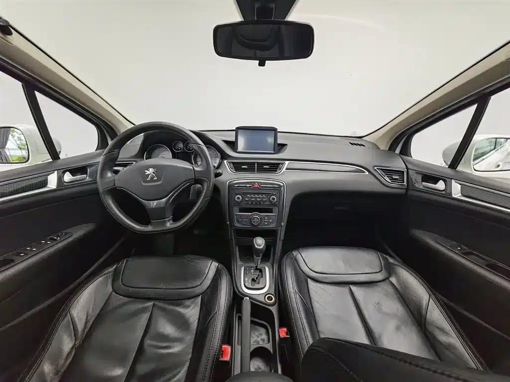 Peugeot 308 2013 1.6L Automatic Fashion Edition — миниатюра 5