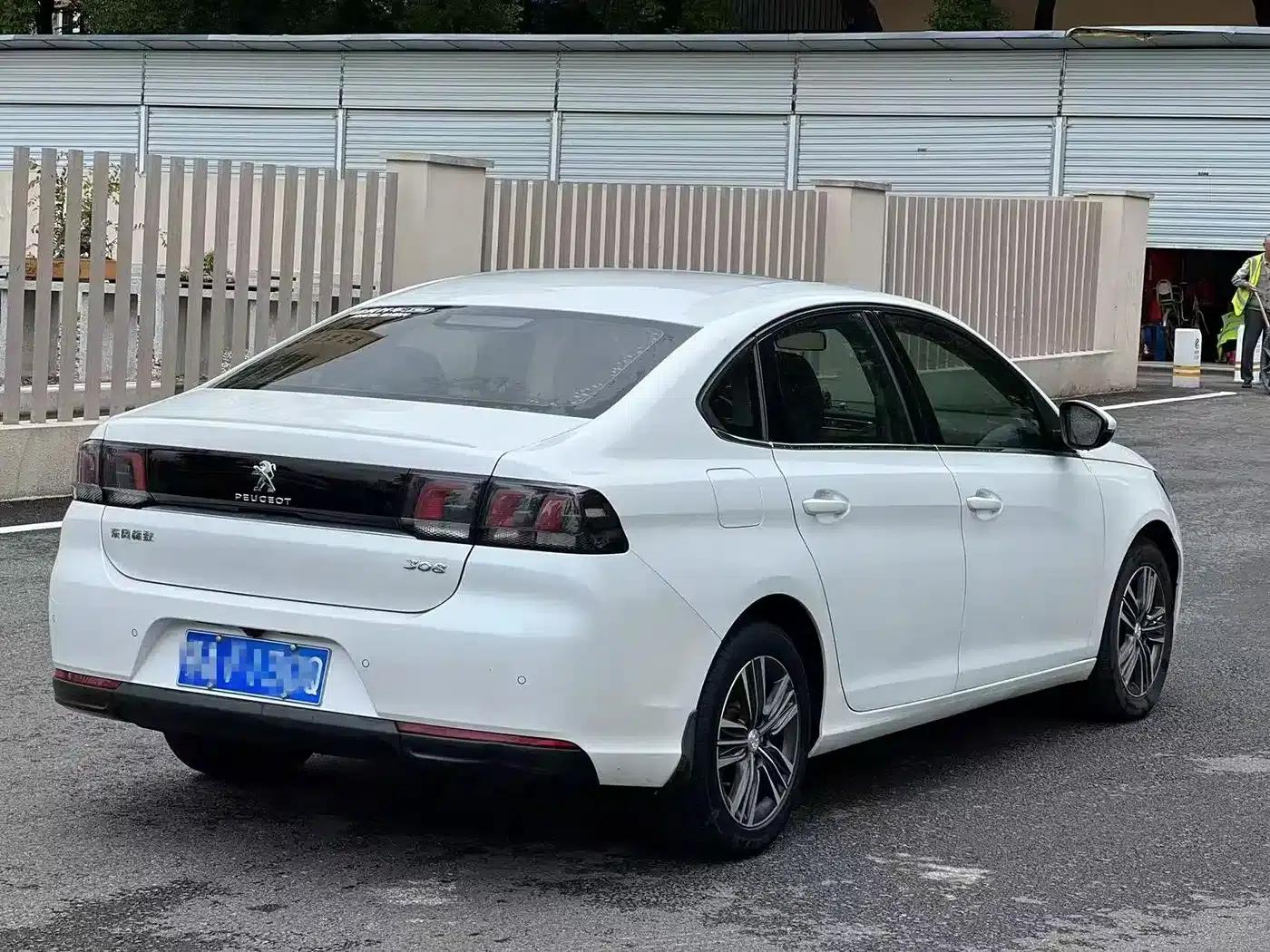 Peugeot 308 2019 1.6L Automatic Luxury Edition (National V Emission Standard) — миниатюра 12