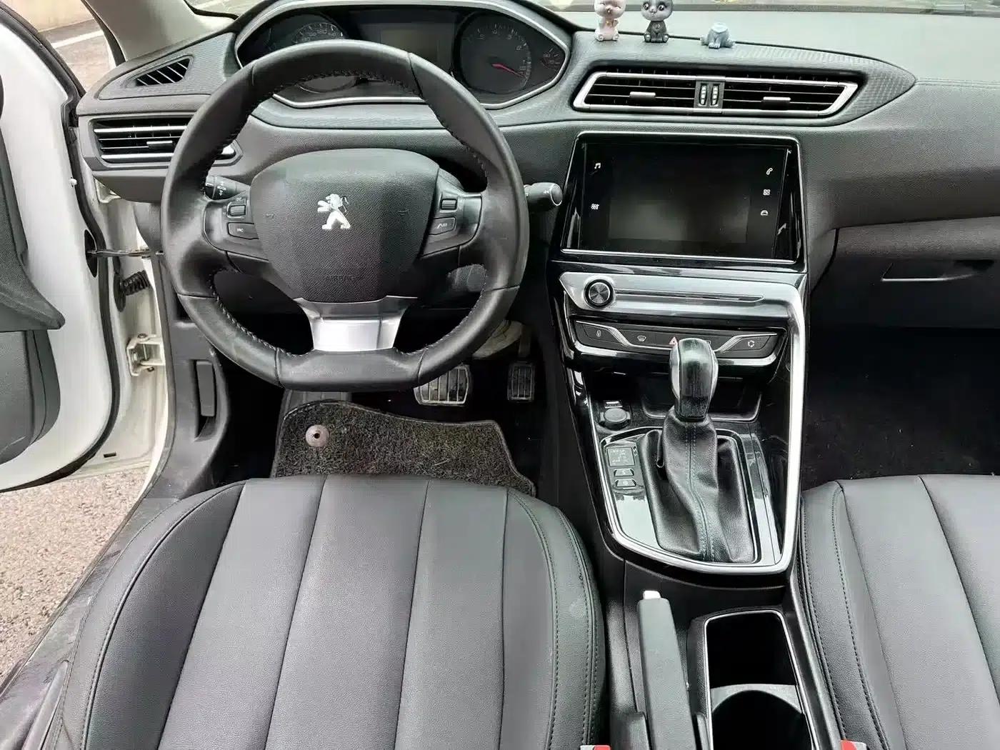 Peugeot 308 2019 1.6L Automatic Luxury Edition (National V Emission Standard) — миниатюра 7