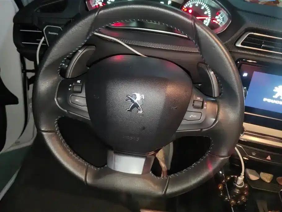 Peugeot 308 2019 230THP Automatic Luxury Edition (China VI Emission Standard) — миниатюра 15