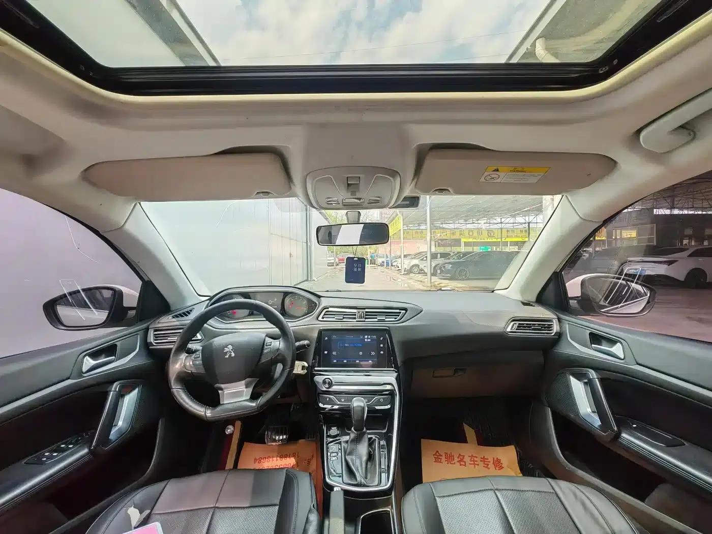 Peugeot 308 2016 1.6L Automatic Luxury Edition — миниатюра 13