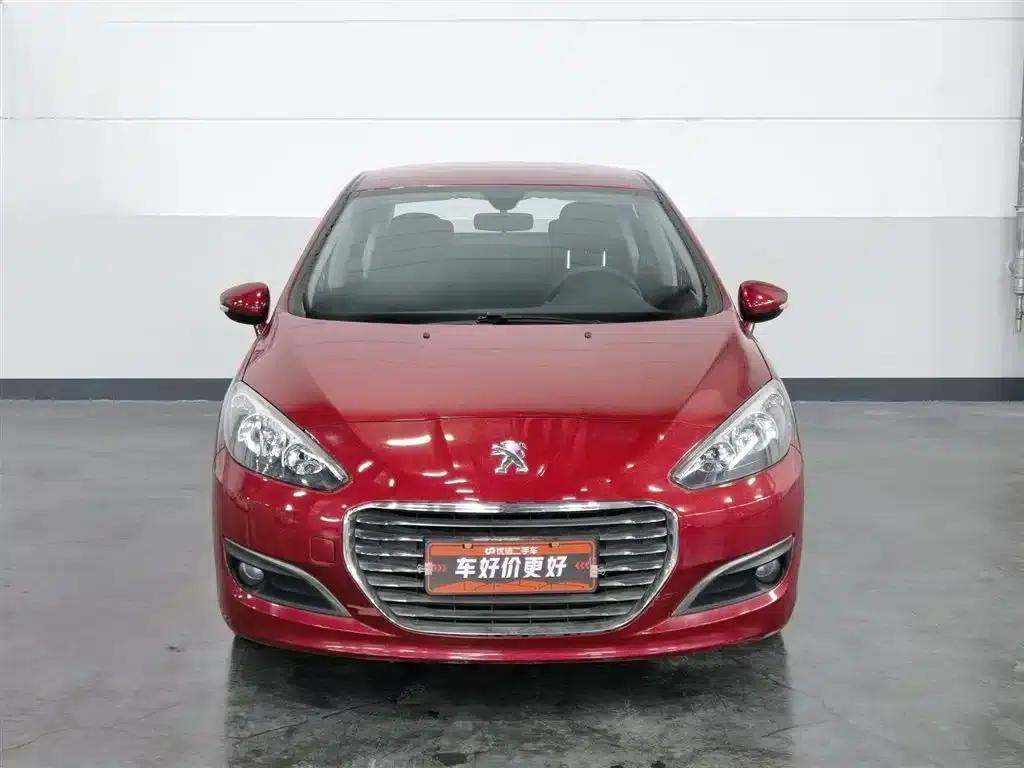 Peugeot 308 2012 1.6L Manual Premium Edition — миниатюра 3