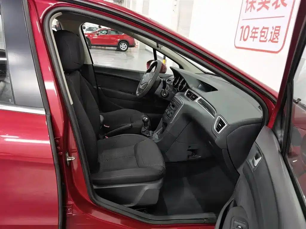 Peugeot 308 2012 1.6L Manual Premium Edition — миниатюра 23