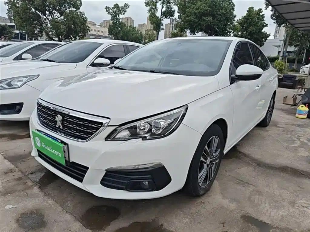 Peugeot 308 2018 1.6L Automatic Luxury Edition — миниатюра 1