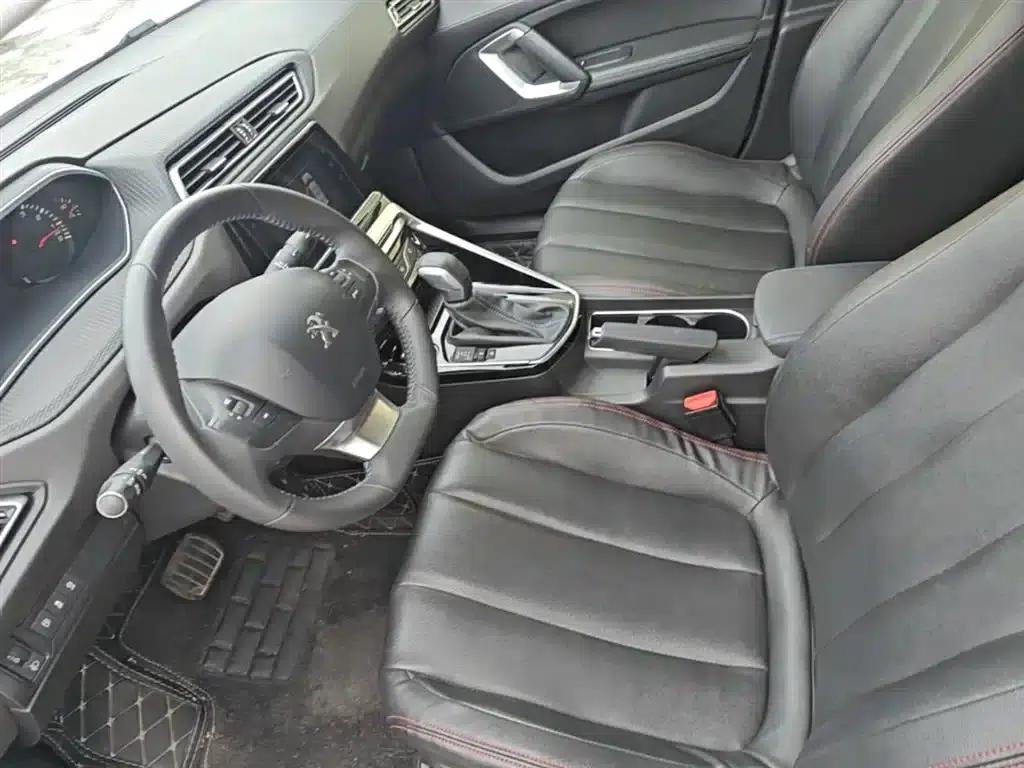 Peugeot 308 2018 1.6L Automatic Luxury Edition — миниатюра 15