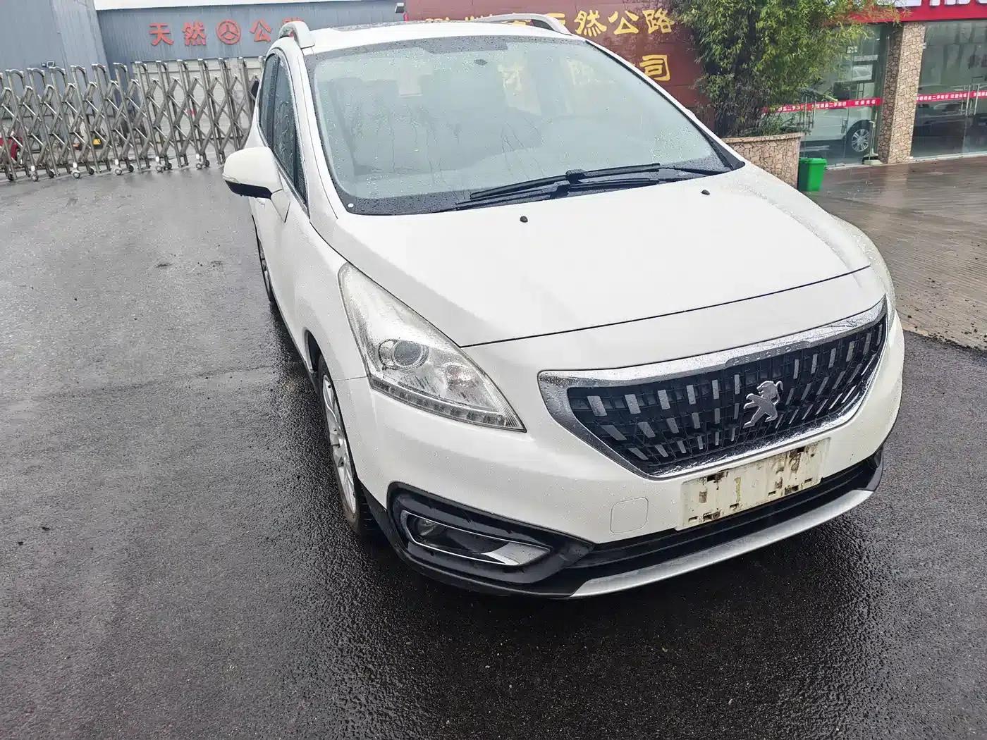 Peugeot 3008 2016 2.0L Automatic Standard Edition — миниатюра 3