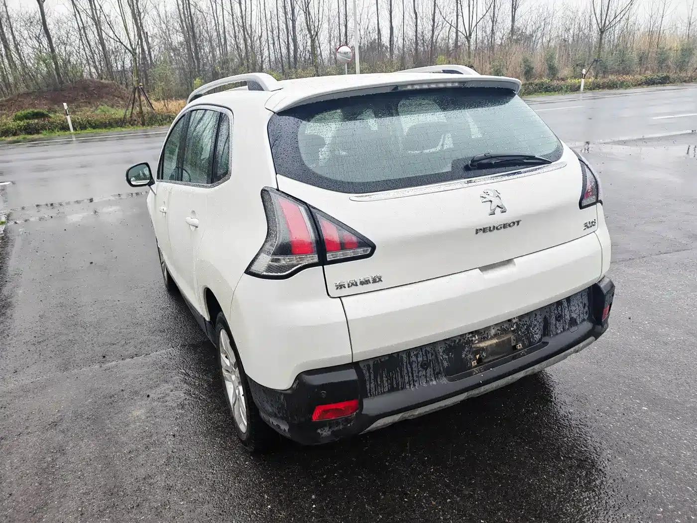 Peugeot 3008 2016 2.0L Automatic Standard Edition — миниатюра 4