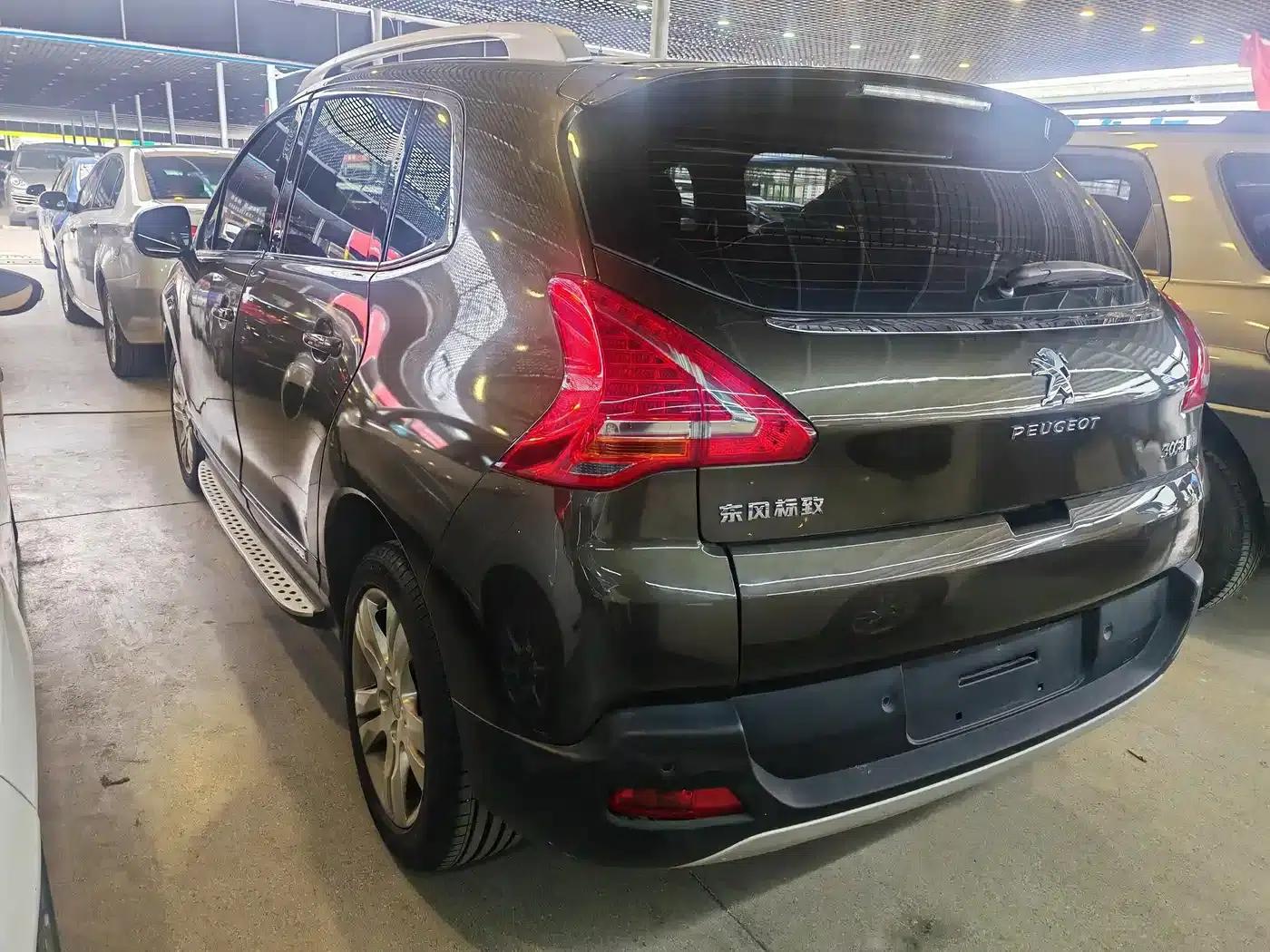 Peugeot 3008 2013 1.6THP Automatic Premium Edition — миниатюра 2