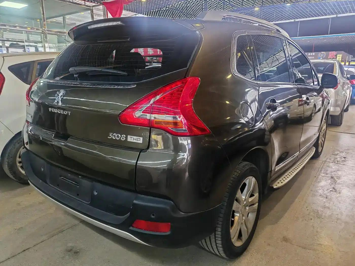 Peugeot 3008 2013 1.6THP Automatic Premium Edition — миниатюра 3