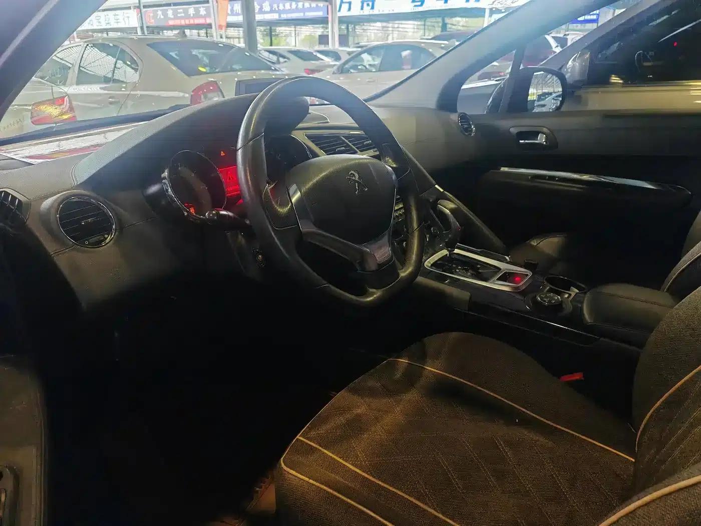 Peugeot 3008 2013 1.6THP Automatic Premium Edition — миниатюра 6