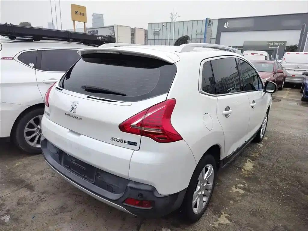 Peugeot 3008 2015 1.6THP Automatic Trend Edition — миниатюра 24