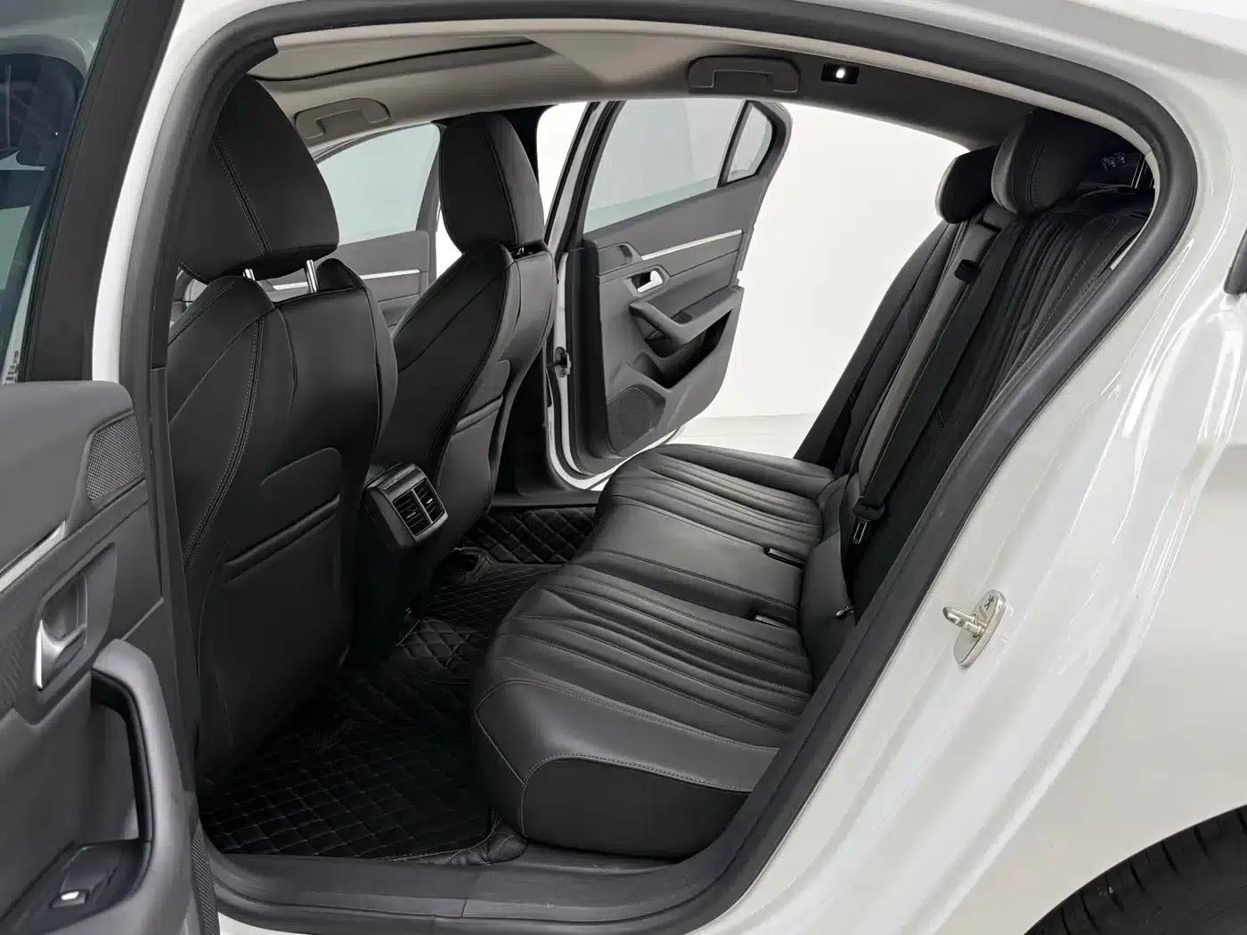 Peugeot 508 2019 Model 508L 400THP PureTech Driving Control Edition (China VI Emission Standard) — миниатюра 15