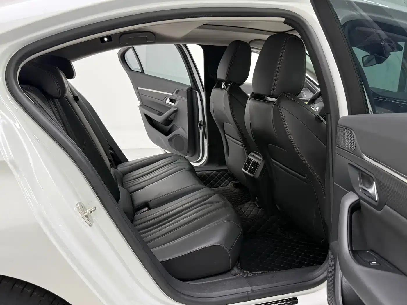 Peugeot 508 2019 Model 508L 400THP PureTech Driving Control Edition (China VI Emission Standard) — миниатюра 17