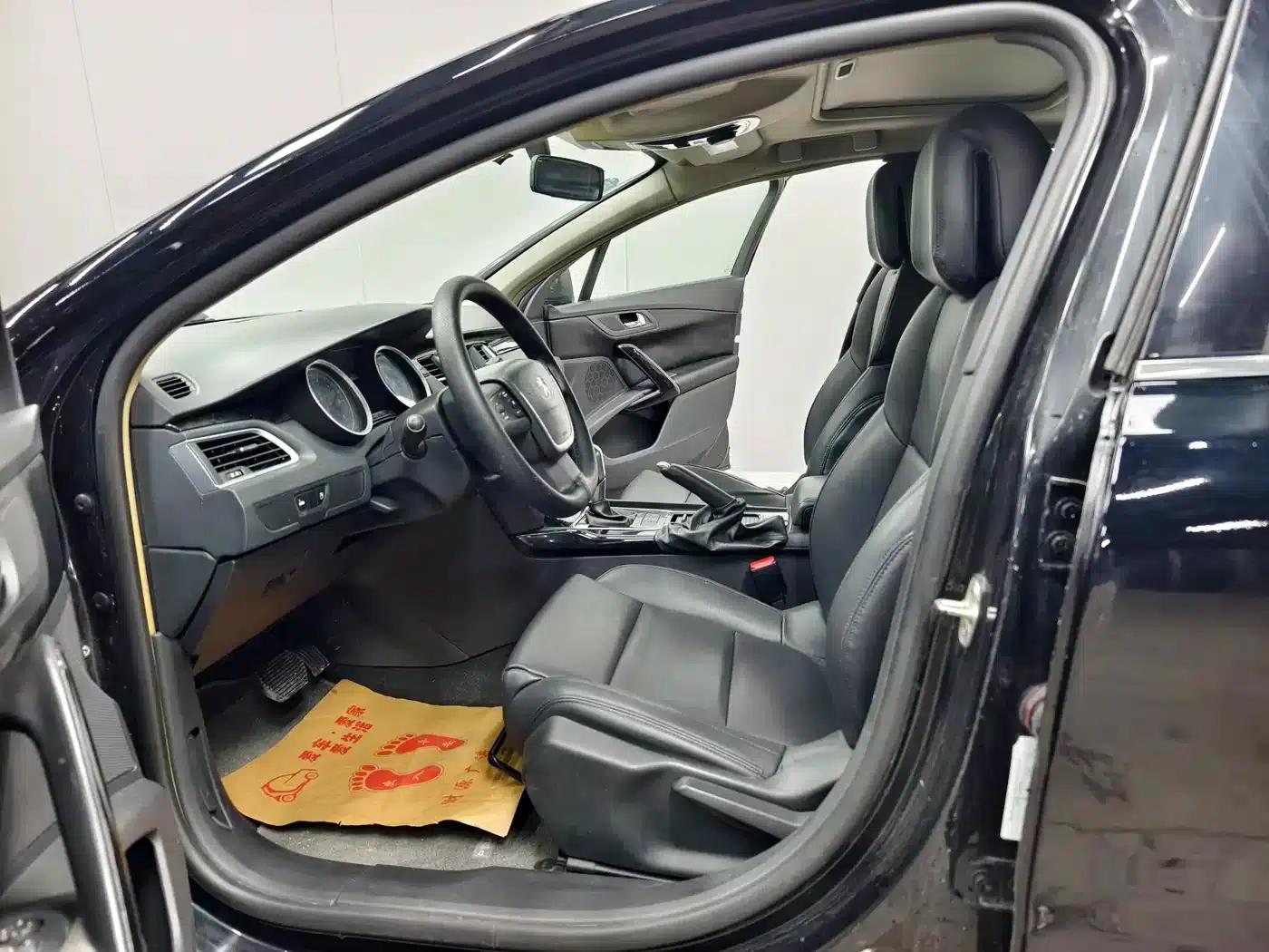 Peugeot 508 2013 2.0L 2nd Anniversary Edition with Automatic Sunroof Classic Version — миниатюра 11