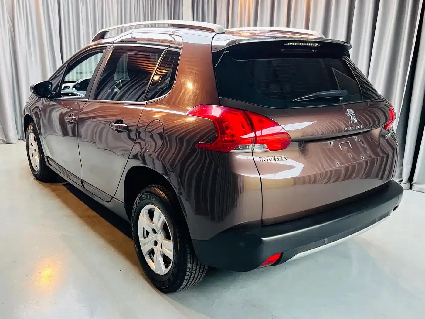 Peugeot 2008 2014 Model 1.6L Automatic Trend Edition — миниатюра 5