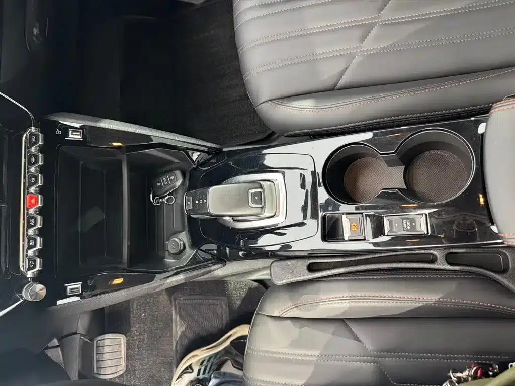 Peugeot 2008 2022 230THP THE ONE — миниатюра 13