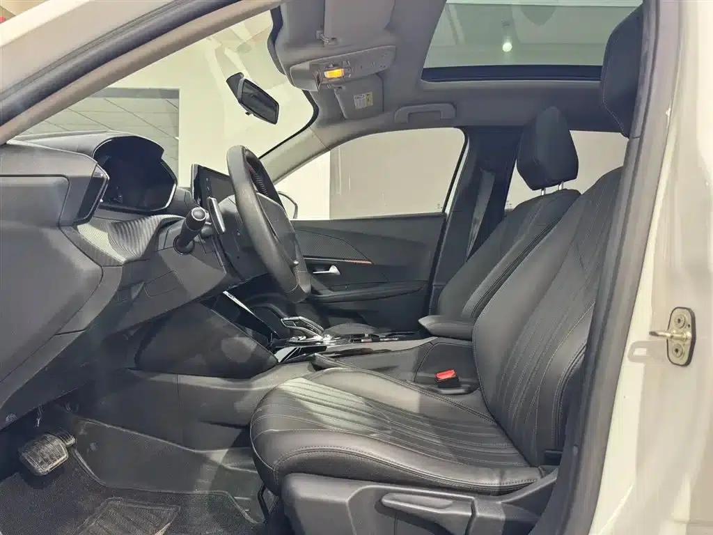 Peugeot 2008 2022 230THP THE ONE — миниатюра 7